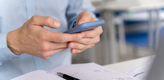 Desabilitando a Legenda Instantânea no Celular: Um Guia Passo a Passo