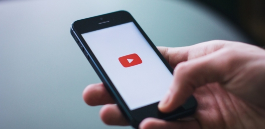 YouTube faz MUDANÇA que FACILITA a vida de quem vê VÍDEOS pelo CELULAR