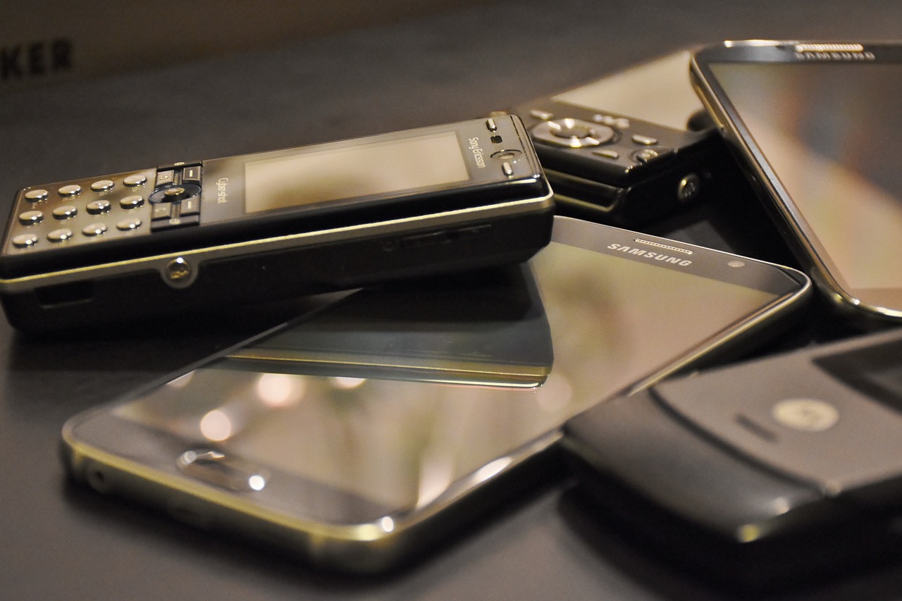 Você sabe qual é o celular MAIS VENDIDO DE TODOS OS TEMPOS?