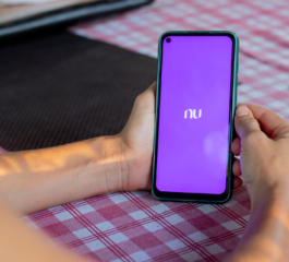 O jogo agora é outro! Nubank aposta em robô para aprovar limite e dar recompensa