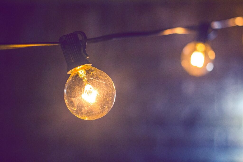 Empresa anuncia DESCONTÃO na conta de luz; saiba como ver no aplicativo. Foto: Pixabay